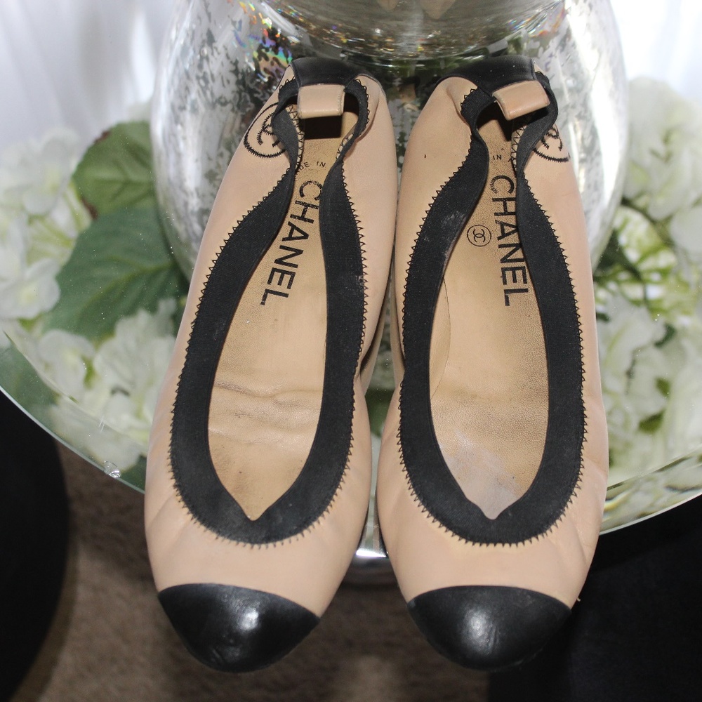 Chanel Ballet CC Logo Lambskin